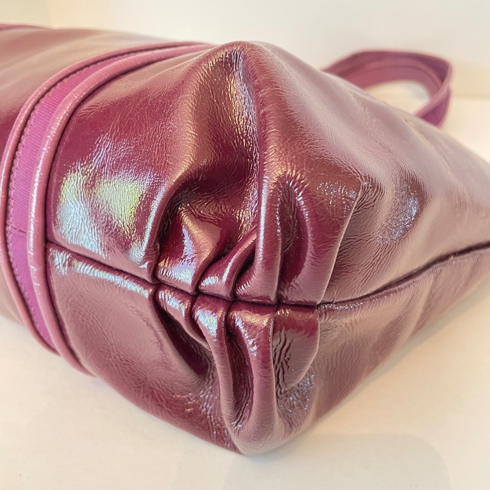Coach Poppy Patent Leather Op Art Glam Tote Purple/Burgundy Hand Bag - Picture 11 of 16